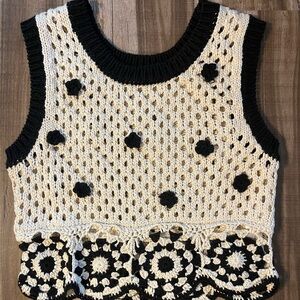 Zara cropped sweater vest size small
